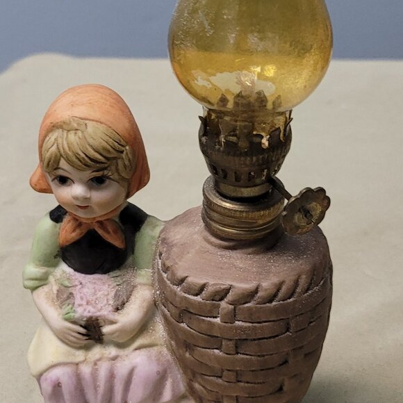 A set of 2 vintage Dutch kids mini oil lamps - Picture 9 of 9